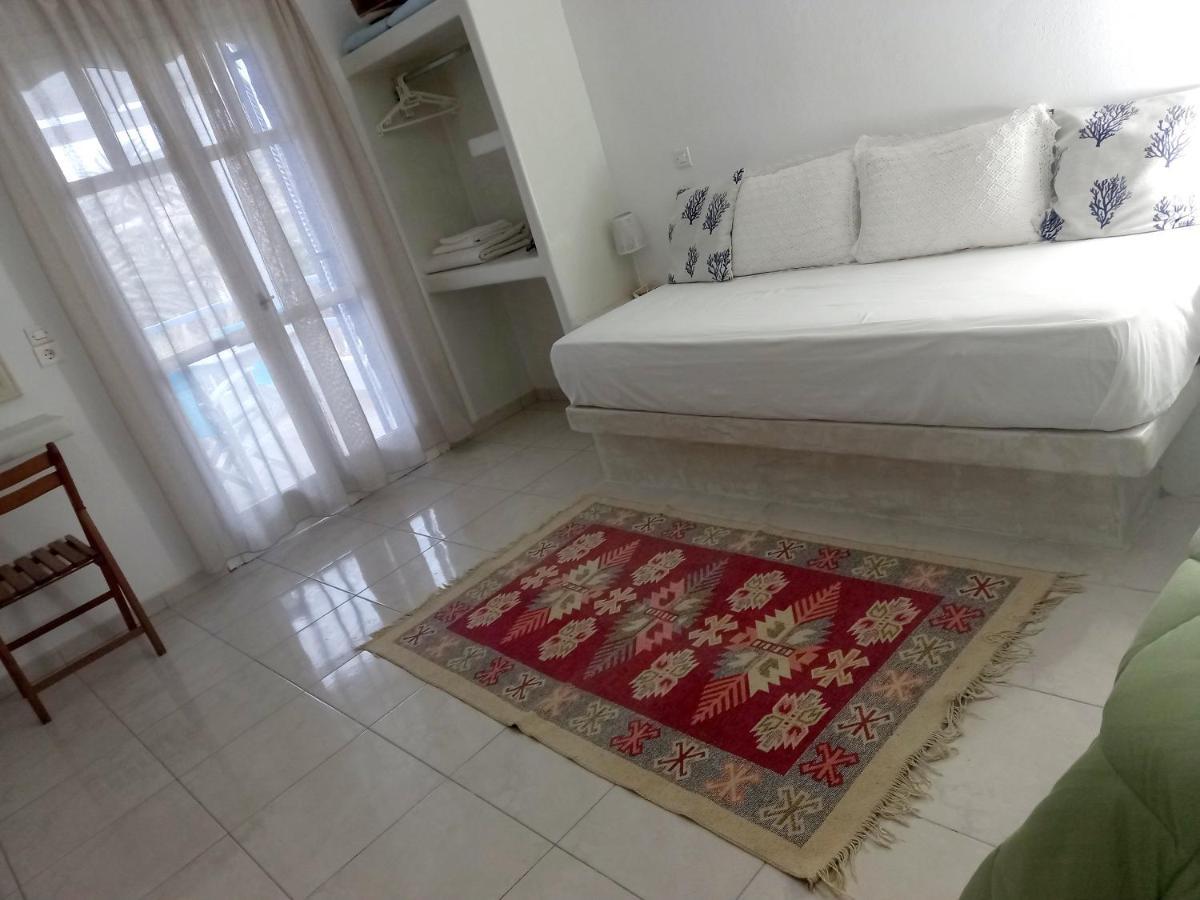 Marianna Studios Donoussa Luaran gambar
